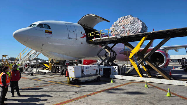 Valentine flower imports increase at Miami airport, despite tariffs and higher costs, officials say