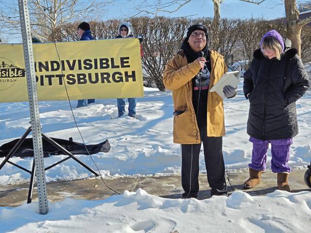 Slide 
													
													4