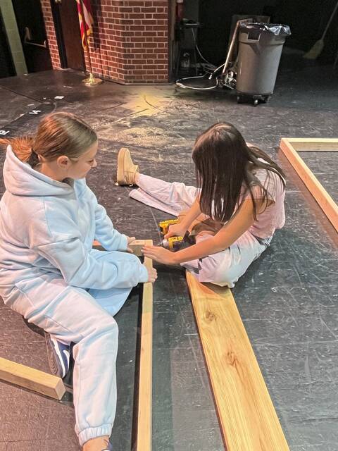 Slide 
													
													4