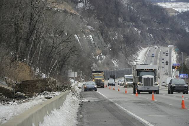 Rock slide closes part of Route 28 southbound; morning commute impacted