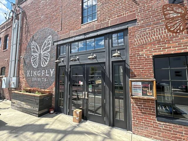Kingfly Spirits in Strip District abruptly closes