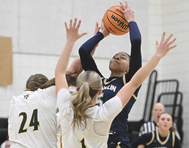 Penn-Trafford girls finally shake loose vs. Franklin Regional in WPIAL 5A 1st round