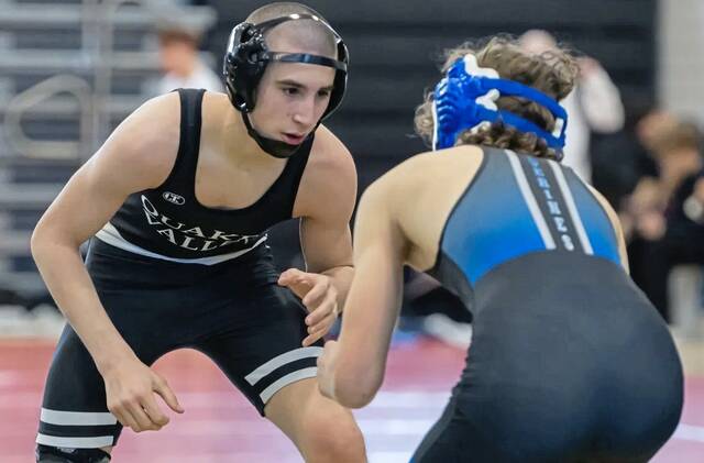 2 Quaker Valley wrestlers become 3-time section champs