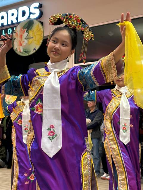 Slide 
													
													3