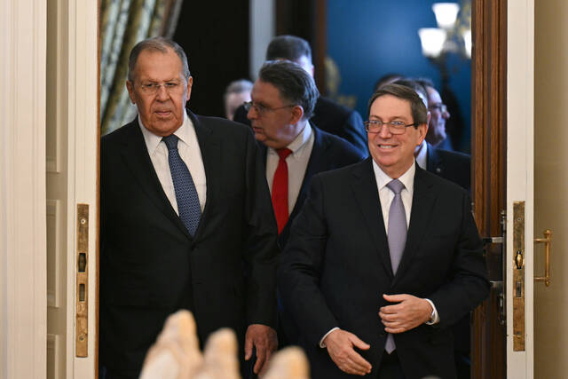 Russia hosts Cuban foreign minister and urges U.S. not to blockade Cuba