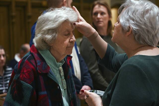 Slide 
													
													3