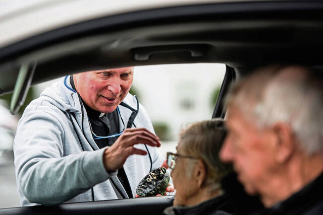 Slide 
													
													3