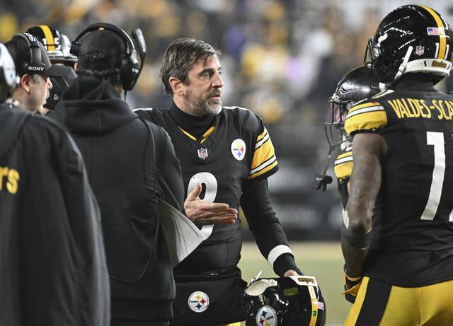 Mark Madden’s Hot Take: Steelers should give deadline to Aaron Rodgers