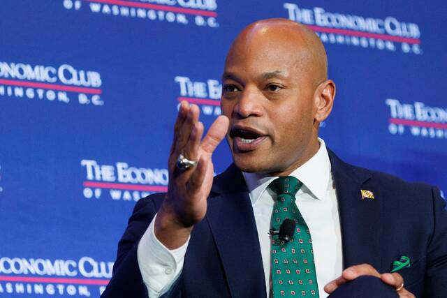 Trump’s refusal to invite all governors to a White House meeting prompts group to back out