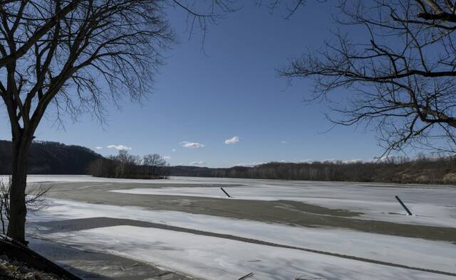 Ice jams cause flooding risks along Allegheny River