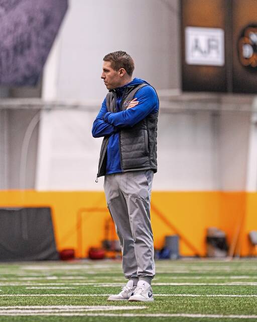 New Pitt linebackers coach Joe Bowen looks to develop new stars, maintain high standard vs. the run