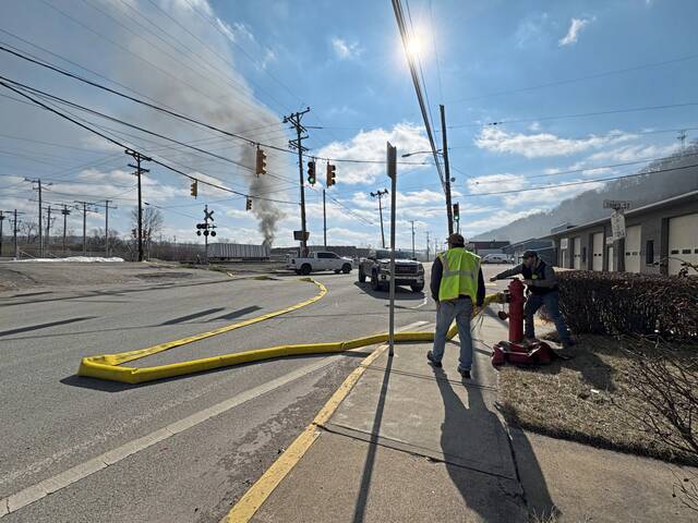 Slide 
													
													3