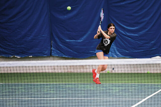 Ukrainian teen flees country during war, grows into NYC high school tennis champion