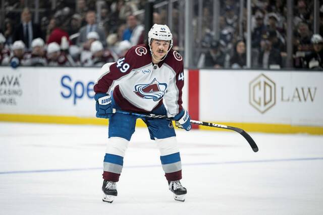 Penguins acquire defenseman Samuel Girard from Avalanche