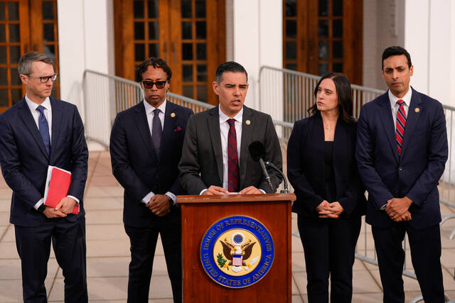 Hillary Clinton testifies she has no information on Epstein’s crimes and doesn’t recall meeting him