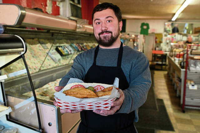 9337205_web1_vnd-fishside002-022726