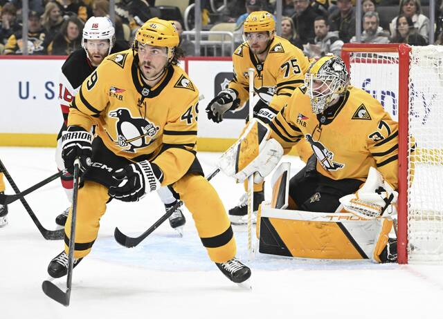 After just 1 practice, defenseman Sam Girard effective in Penguins debut