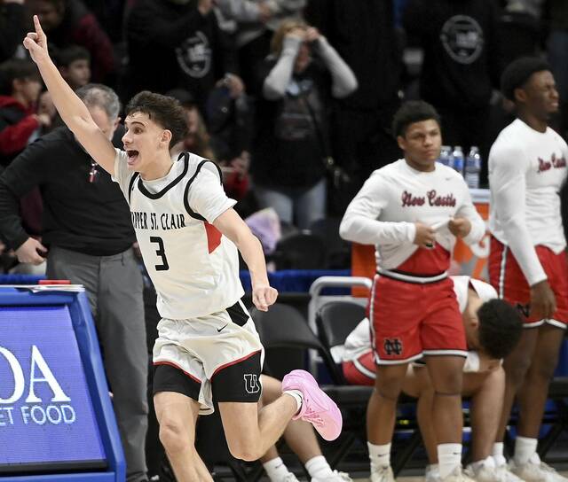 Upper St. Clair rallies past New Castle in final seconds to secure 3rd straight WPIAL title