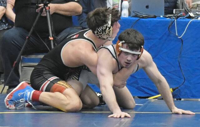 Norwin’s Landon Sidun upset, Belle Vernon’s Elijah Brown gets revenge at PIAA 3A West Regional