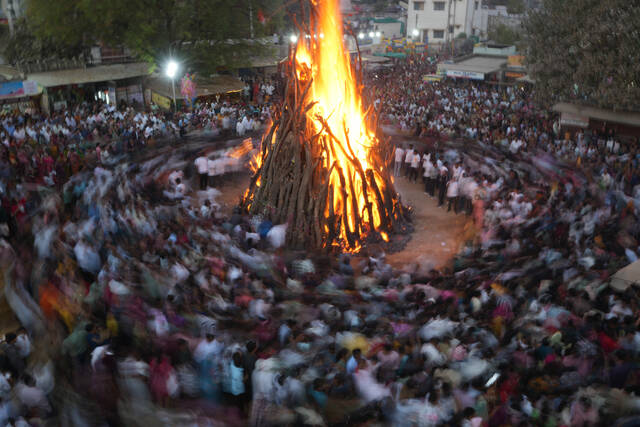 9247446_web1_ap26061498646850