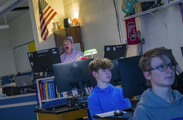 Slide 
													
													3