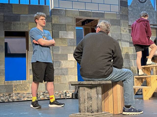 Slide 
													
													4