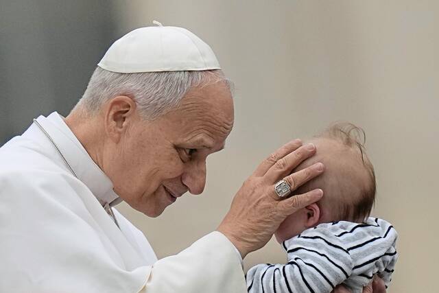 9347926_web1_ap26063415683619