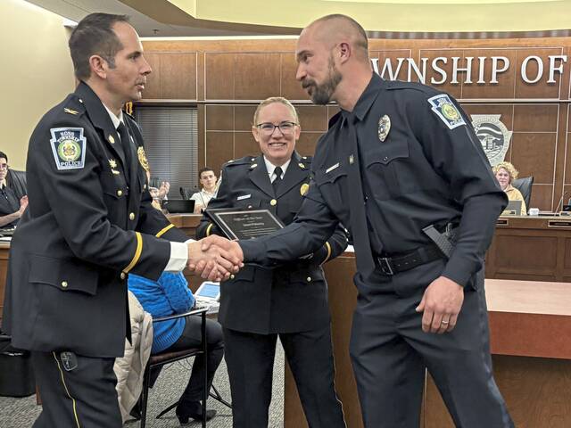 Ross recognizes 2025 police officer of the year, leadership award recipients