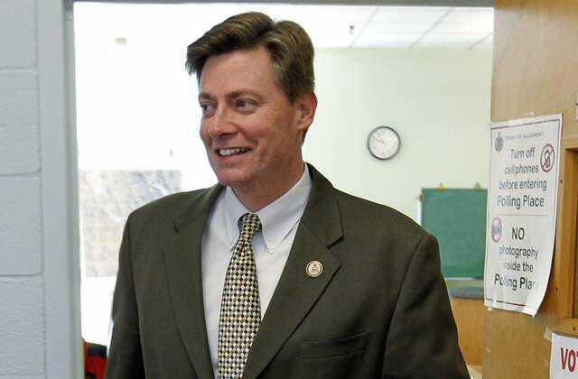 Former congressman Jason Altmire among those trying to leave Dubai