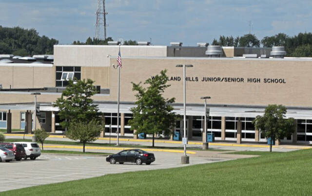 Woodland Hills places superintendent on unpaid leave