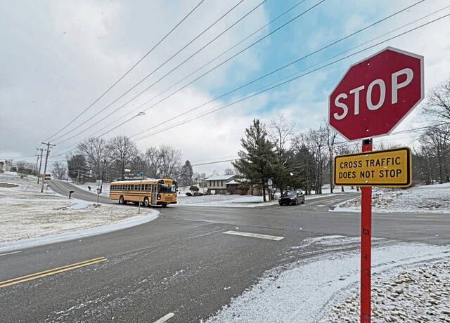 Murrysville OKs 4-way stop at School Road, North Hills Road
