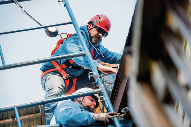 Slide 
													
													4