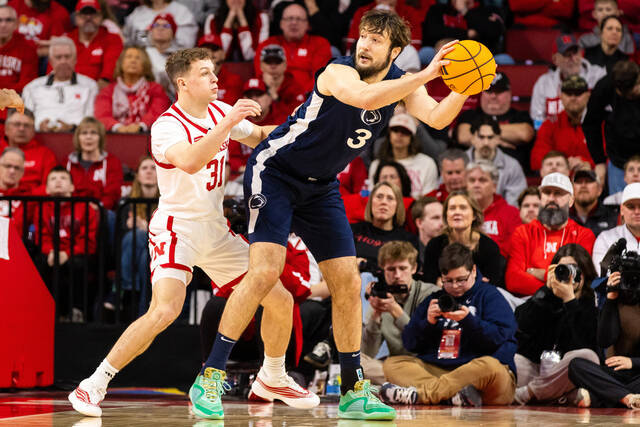 Rutgers beats Penn State 74-62 to sweep season series