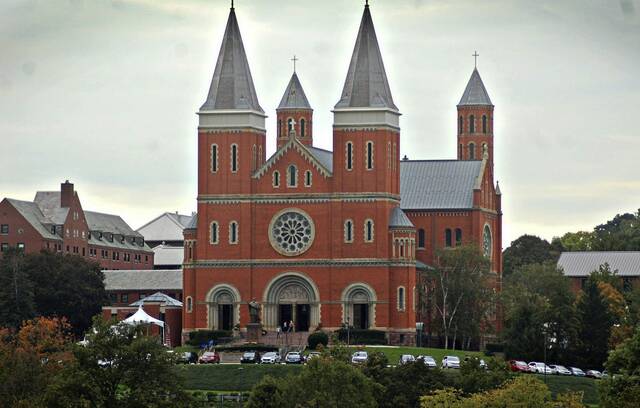 Saint Vincent Camerata to present ‘Go to Joseph’ concert