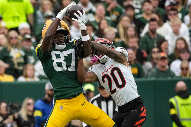 NFL free agency roundup: Patriots land WR Romeo Doubs; Lions to add RB Isiah Pacheco