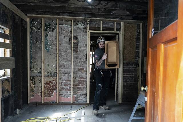 Slide 
													
													3