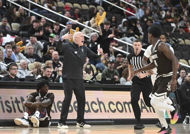 Fans storm into town as A-10 Tournament commences; Duquesne highlights Day 2 slate