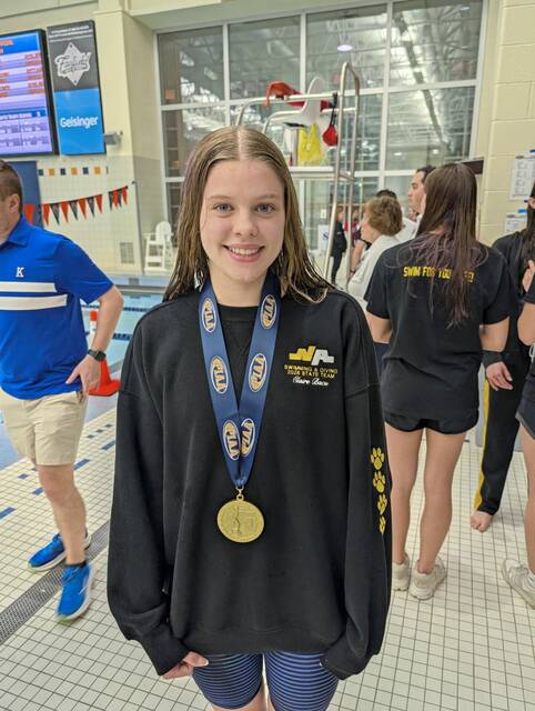 North Allegheny’s Claire Bacu, relay teams claim gold on 1st day of PIAA swim meet