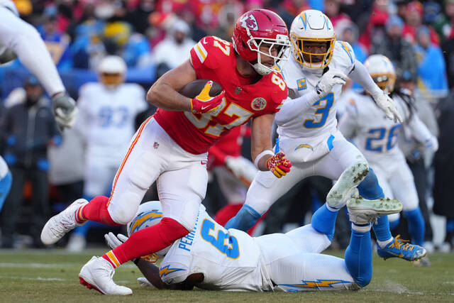 Travis Kelce returns to Chiefs for 14th season with Patrick Mahomes and Co.