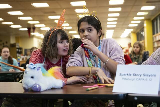 9380793_web1_ptr-bookbattle001-031326