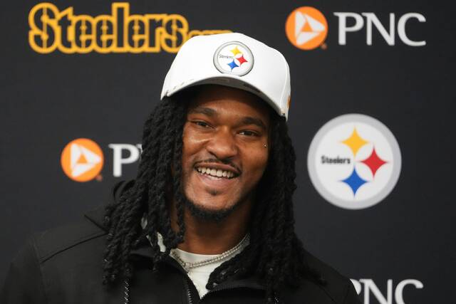 New Steelers RB Rico Dowdle says going undrafted continues to serve as motivation