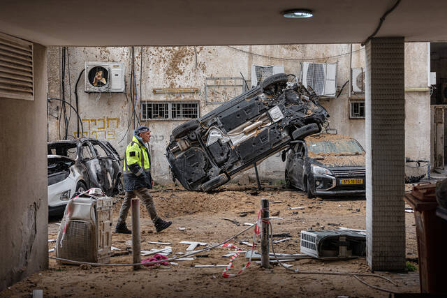 Slide 
													
													2