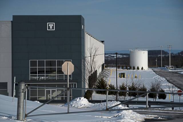 Farrah Hassen: ICE’s warehouse scheme draws bipartisan protests