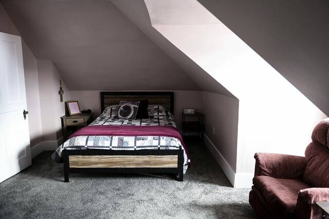 Slide 
													
													6