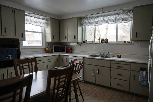 Slide 
													
													3