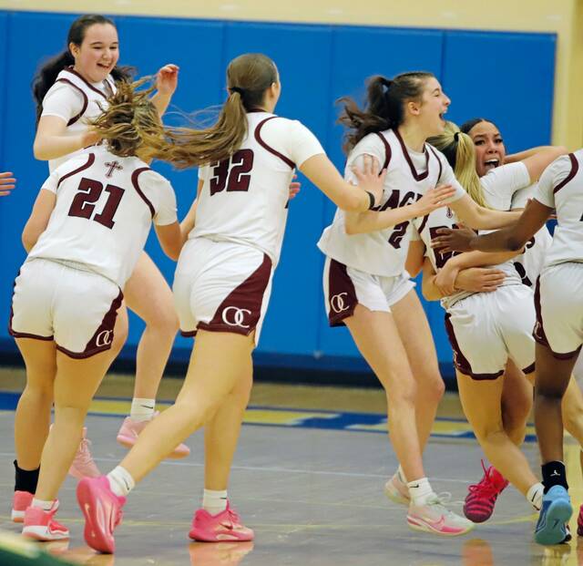 Oakland Catholic gets past Blackhawk in dramatic WPIAL final rematch to earn trip to Hershey