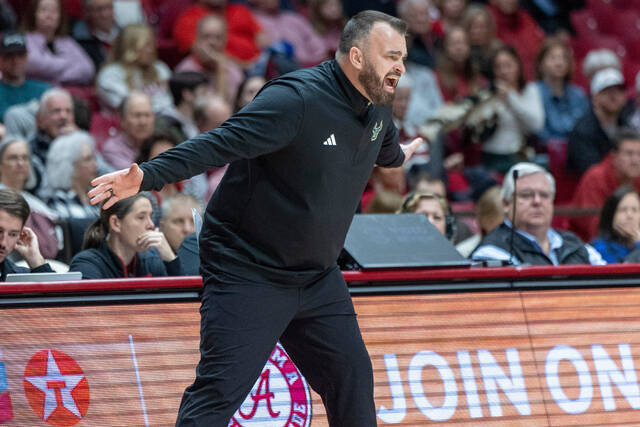 Bryan Hodgson’s NCAA Tournament homecoming filled with painful, uplifting memories for South Florida coach