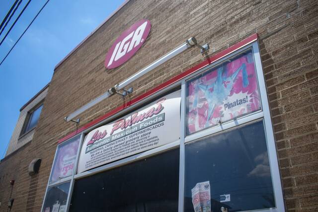 ICE detains 3 Las Palmas workers in Brookline