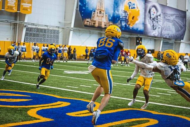 Leveraging bulkier frame, year of experience, Pitt’s Max Hunt eyes role at tight end
