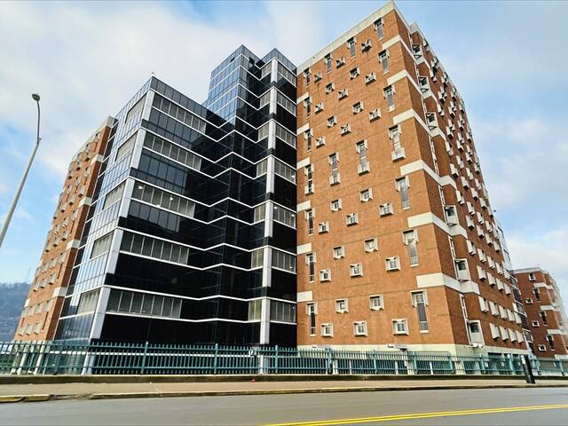 Lawsuit accused Allegheny County Jail officers of assaulting man in intake unit